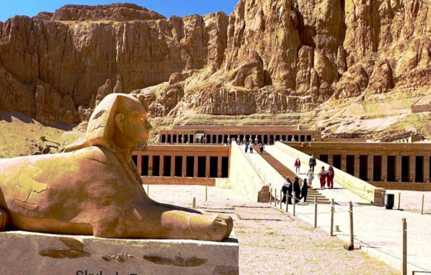 Luxor Standard