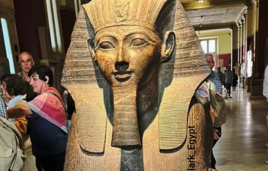 Cairo by bus from Hurghada – Pyramids of Giza + Egyptian Museum